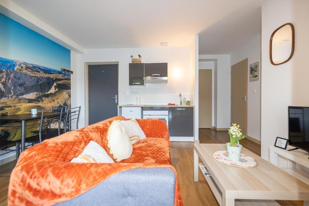 L'Escapade Dauphinoise, Gite 2 Chambres Avec Terrasse Et Clim Бокруассан Экстерьер фото